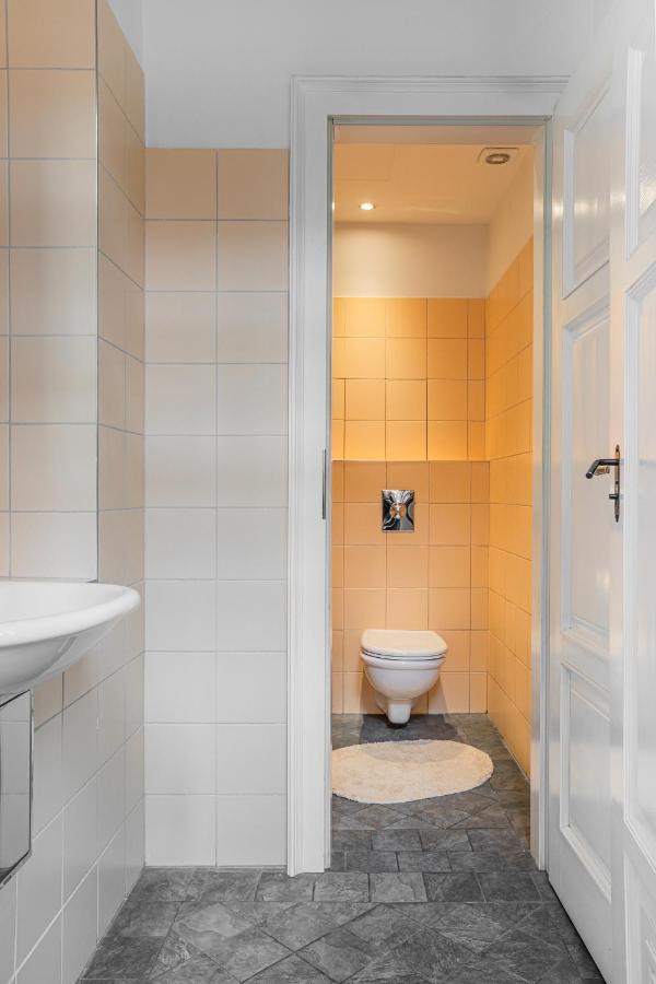 New Stylish 3 Suites Bedrooms Apt In Mala Strana - N2Nd ปราก ภายนอก รูปภาพ