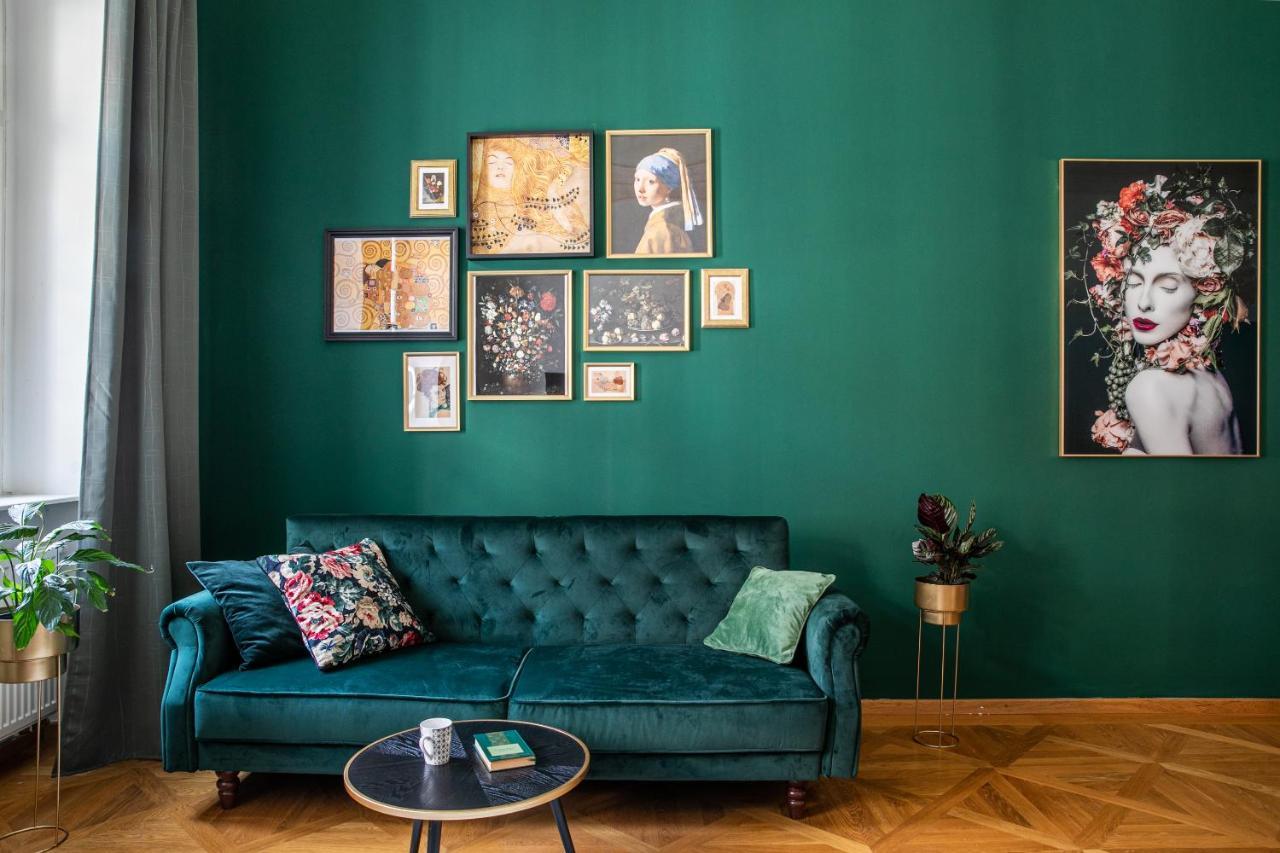 New Stylish 3 Suites Bedrooms Apt In Mala Strana - N2Nd ปราก ภายนอก รูปภาพ