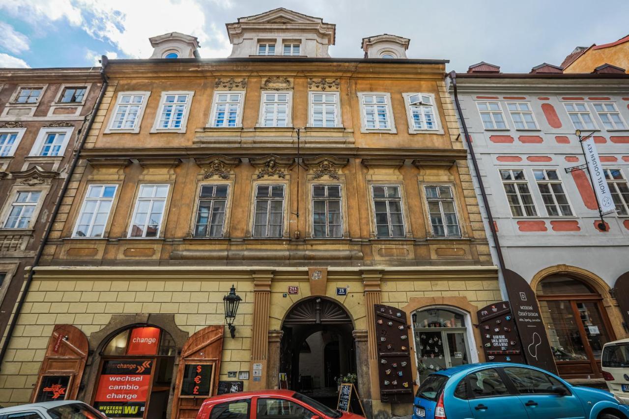 New Stylish 3 Suites Bedrooms Apt In Mala Strana - N2Nd ปราก ภายนอก รูปภาพ